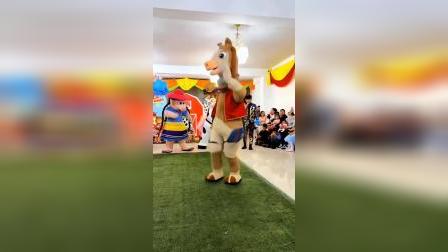 小苹果舞蹈男人版舞蹈小苹果视频完整版